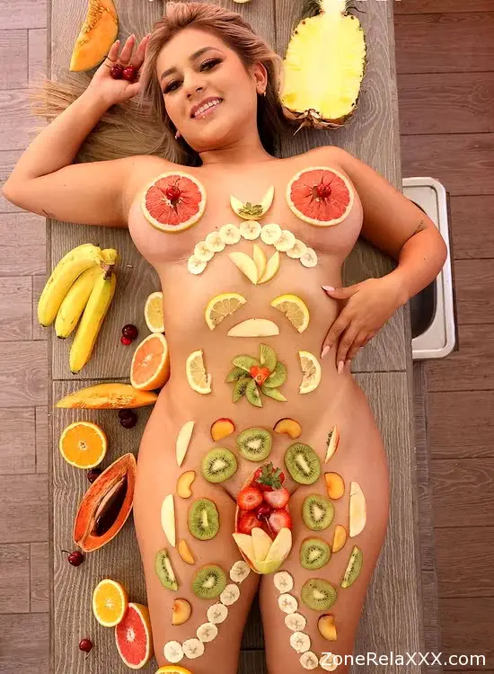 Fruits And Sex (Creampie/Hardcore/1080p)